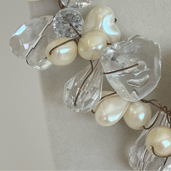 Vintage Abra Pearl and Lucite Necklace with Wire Lacing - Picture 7 of 14